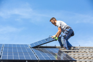 Devis toiture avec panneaux photovoltaïques