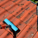 Quelles sont les méthodes naturelles de démoussage de toiture ?