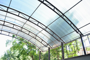 Toutes les informations sur la plaque polycarbonate